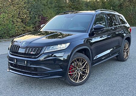 Skoda Kodiaq RS 4x4*Pano* 360°*AHK*ACC*LED*8xAlu*