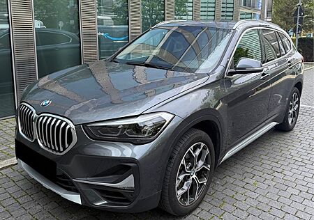 BMW X1 Baureihe xDrive 20 i xLine Automatik