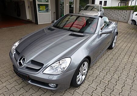 Mercedes-Benz SLK 200 Roadster Kompressor AIRSCARF XENON SHZ