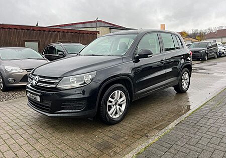 VW Tiguan Volkswagen *KLIMAAUT*SHZ*PDC*AHK*NAV*