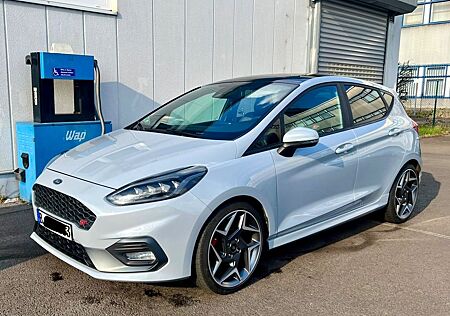 Ford Fiesta 1,5 EcoBoost ST mit Leder-Exklusiv