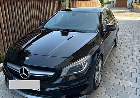 Mercedes-Benz CLA 45 AMG Shooting Brake Mercedes-AMG CLA 4...