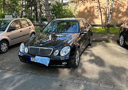 Mercedes-Benz E 200 CDI CLASSIC Classic