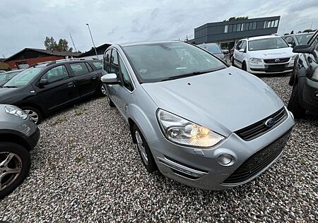 Ford S-Max Titanium