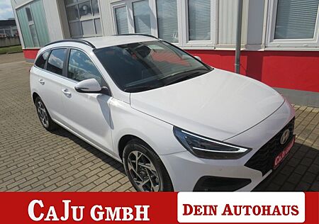 Hyundai i30 140PS Style Kessy10,25Navi Kamera WinterP. A