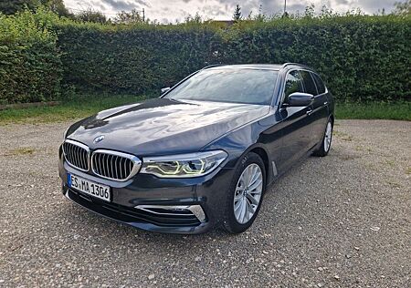 BMW 530d xDrive Touring Luxury Line - Garantie
