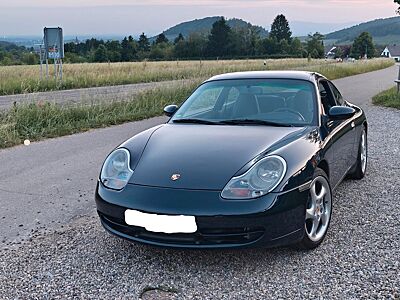 Porsche 996 Carrera 4 Coupé Carrera