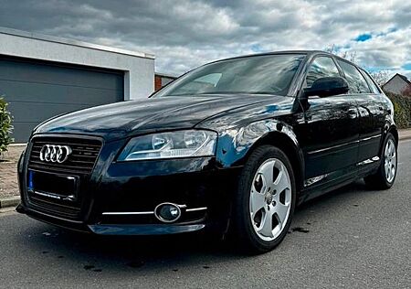 Audi A3 2.0 TDI (DPF) 2x S-line | Carplay | AHK
