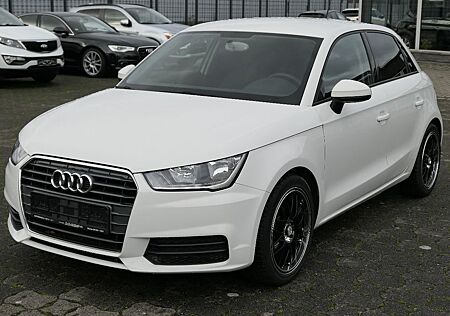Audi A1 Sportback 8xAlufelgen/Euro6/