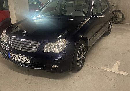 Mercedes-Benz C 180 KOMPRESSOR CLASSIC Classic Aut.