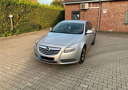 Opel Insignia 1.8 Selection Selection 8-Fach Bereift