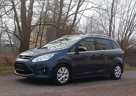 Ford Grand C-Max 1,6 EcoBoost 110kW Titanium