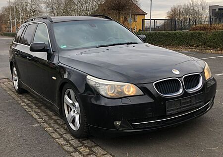 BMW 520d Autom.+Pano+AT Motor+Leder