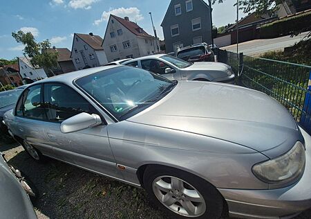 Opel Omega 2.2 16V Selection