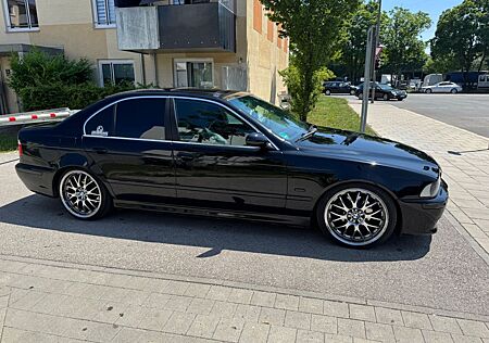 BMW 520i Exclusive Exclusive