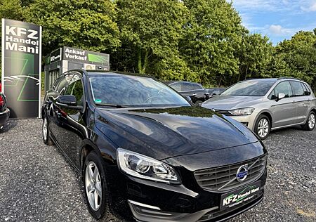 Volvo V60 Kombi Linje Business PDC NAVI Sitz