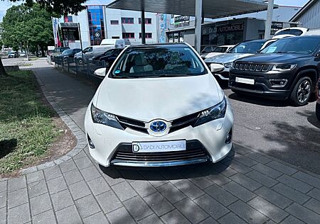 Toyota Auris Hybrid Executive
