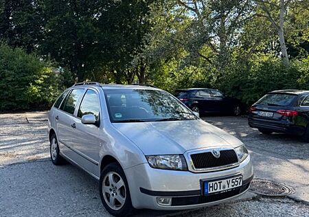 Skoda Fabia Combi 1.4 16V 55kW Elegance Elegance
