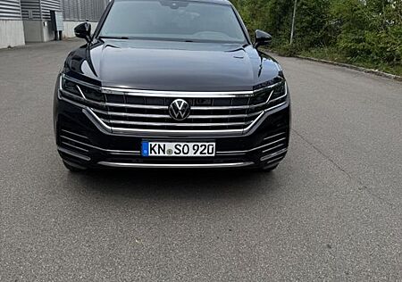 VW Touareg Volkswagen 3.0 V6 TDI 210kW 4MOT Tiptr. Eleganc...