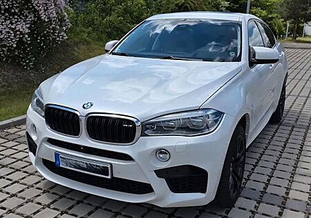 BMW X6 M mit M Drivers Package