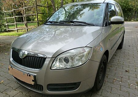 Skoda Roomster 1.2 12V HTP Style