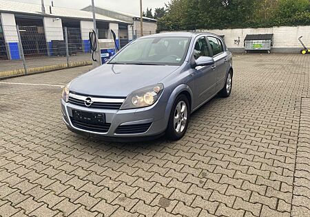 Opel Astra H Lim. Basis