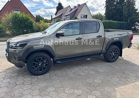 Toyota Hilux 2.8 Invincible Double Cab*JBL+AHK