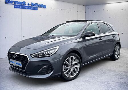 Hyundai i30 1.4 T-GDI Passion Plus *PANO*NAVI*RFK*