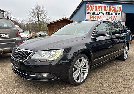 Skoda Superb Combi Elegance Automatik*Xenon*Alcantara*