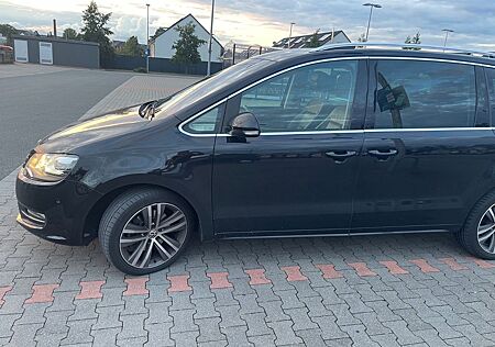 VW Sharan Volkswagen 2.0 TDI DSG 125kW BMotion Tech Highli...