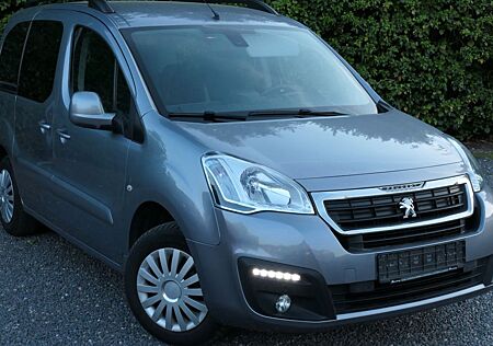 Peugeot Partner PartnerTepee1.6*NAVI+Kamera*Klima*2xSchie*5Sitze