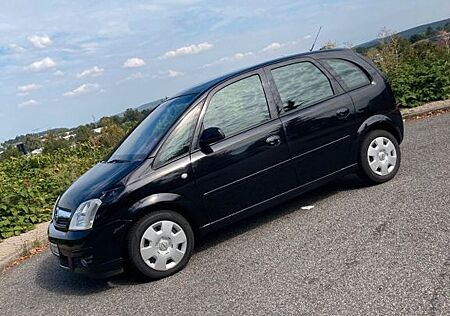 Opel Meriva 1.6 Edition