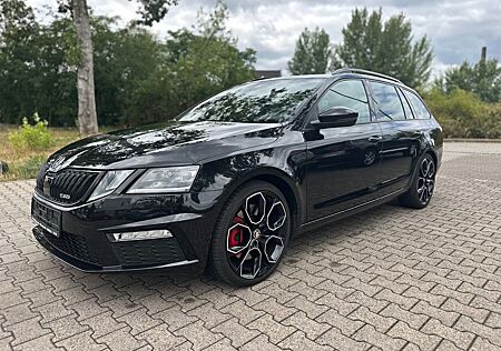 Skoda Octavia Combi RS 245*PANO*LED*ACC