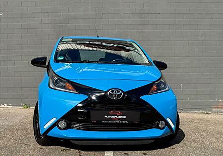 Toyota Aygo (X) -cite/KEYLESS/KLIMA/NAVI