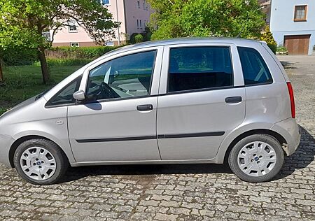 Fiat Idea 1.3 JTD 70 Multijet 16V Class Class