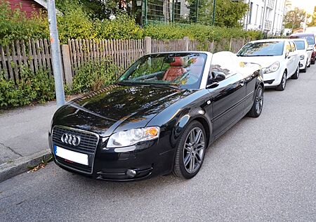 Audi A4 3.2 FSI quattro Cabriolet -