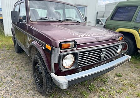 Lada Niva Kult