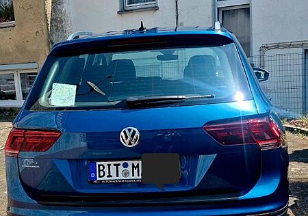 VW Tiguan Allspace Volkswagen 2.0 TSI OPF 140kW DSG 4MOTIO...