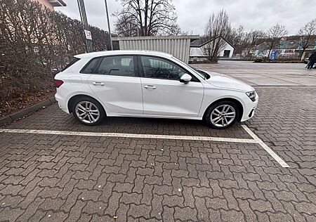 Audi A3 40 TFSI e S tronic Sportback -