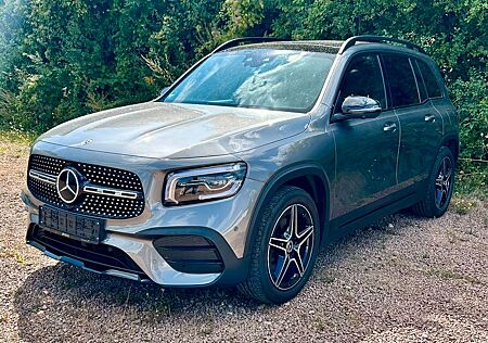 Mercedes-Benz GLB 250 4M AMG Line AHK LED PANO CAM allePakete