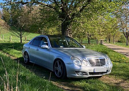 Mercedes-Benz E 320 CDI AVANTGARDE