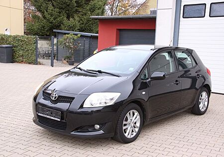 Toyota Auris Life <Klimaautomatik / PDC>