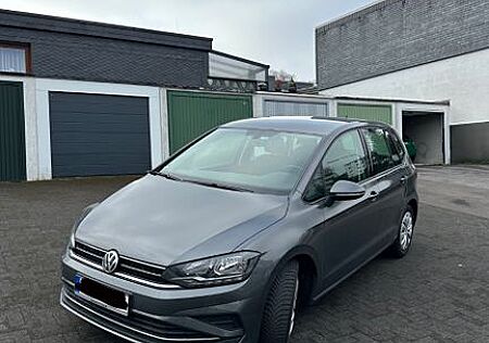 VW Golf Sportsvan Volkswagen Top Gepflegt!