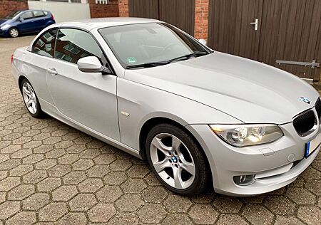 BMW 318 318iCabrio/KLIMA/LEDER/MEMORY/SHZ/StanHz/XEN/PDC