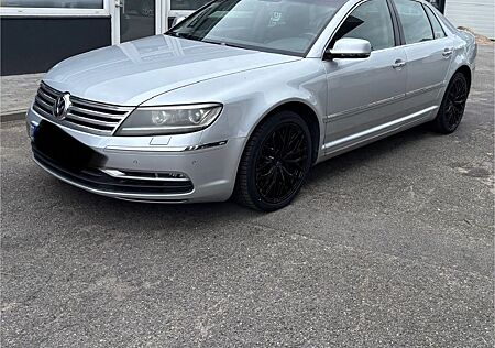 VW Phaeton Volkswagen 3.0 V6 TDI 4MOTION Tiptronic 5-Sitzer -