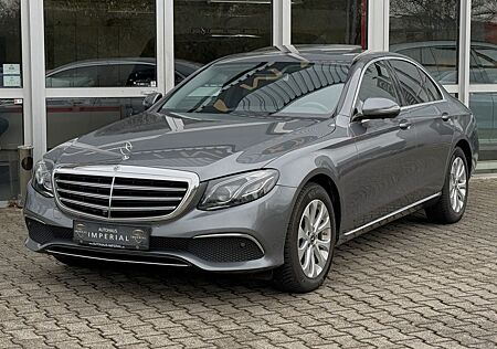 Mercedes-Benz E 220 E 220d Avantgarde LEDER+GSD+360°+COMAND+LED+AHK