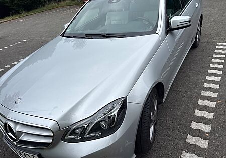 Mercedes-Benz E 250 CDI 4MATIC T AVANTGARDE Autom. AVANTGARDE