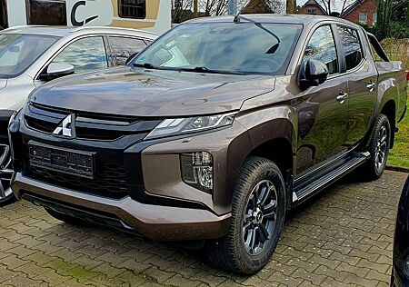 Mitsubishi L200 Intro Edition Doppelkabine 4WD AHK 3.1t