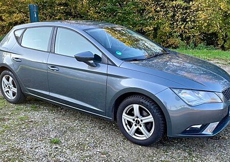 Seat Leon Style 1.2 TSI 77kW TÜV NEU