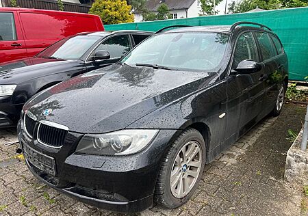 BMW 318i touring Bi Xenonscheinwerfer Klimaautomatik